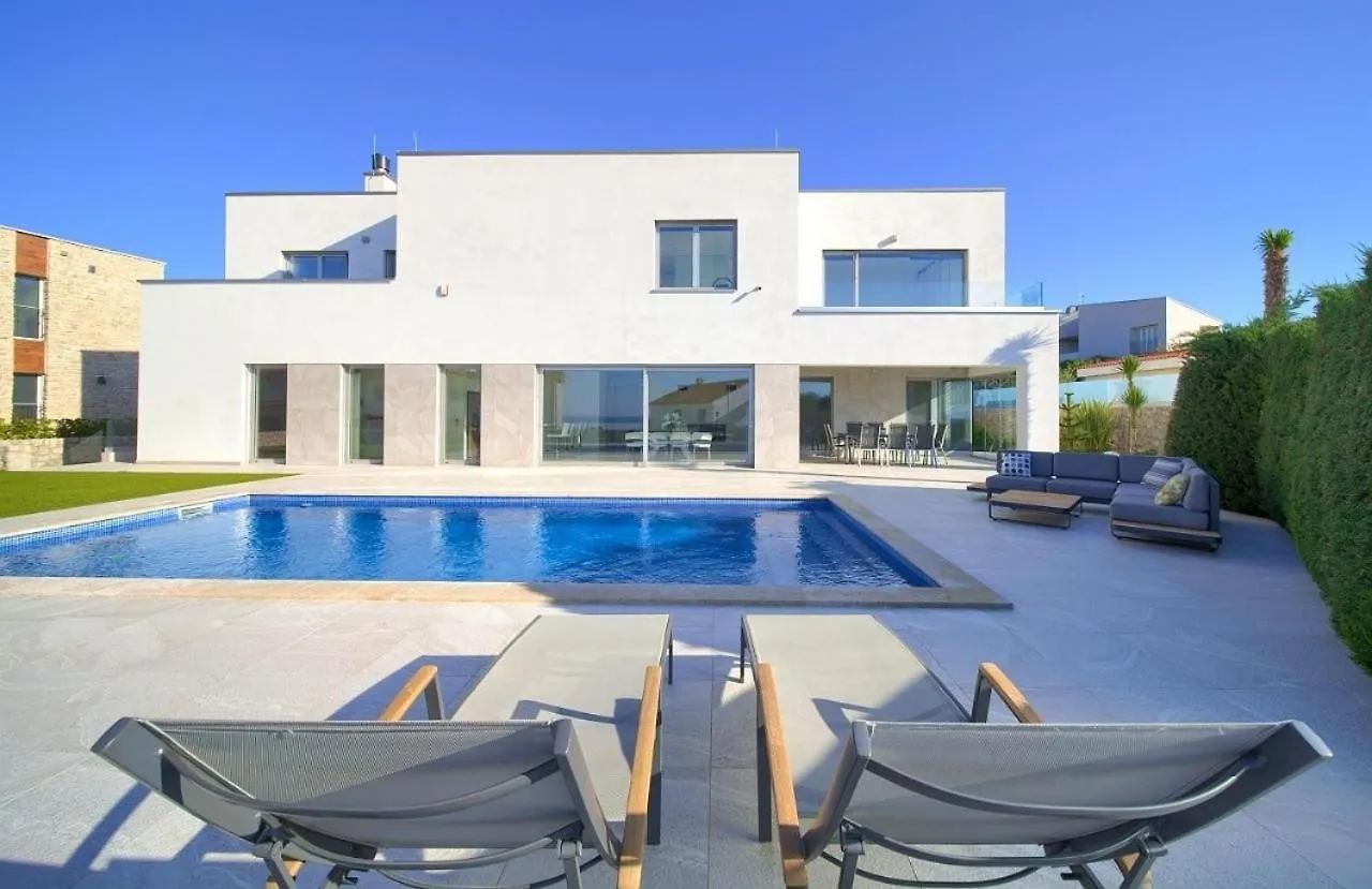 Luxury Villa With A Swimming Pool Krk - 23992 Krk Town 0*,  Croatia